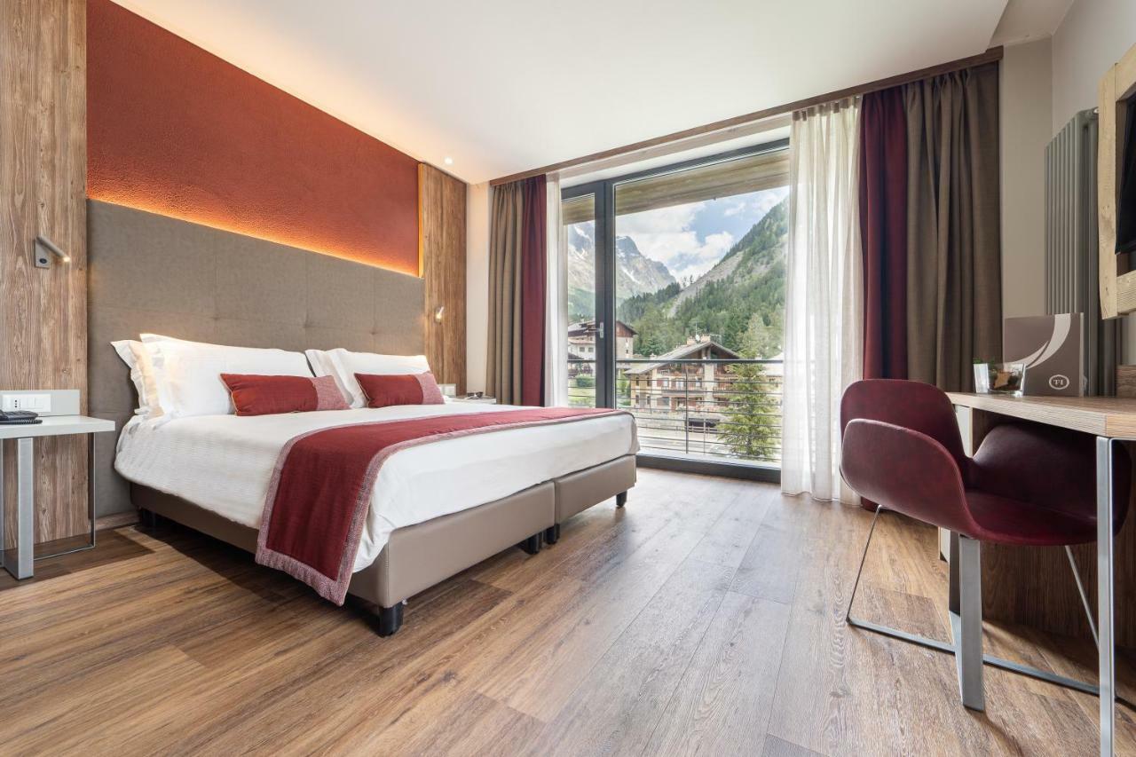 Th Courmayeur Otel Dış mekan fotoğraf